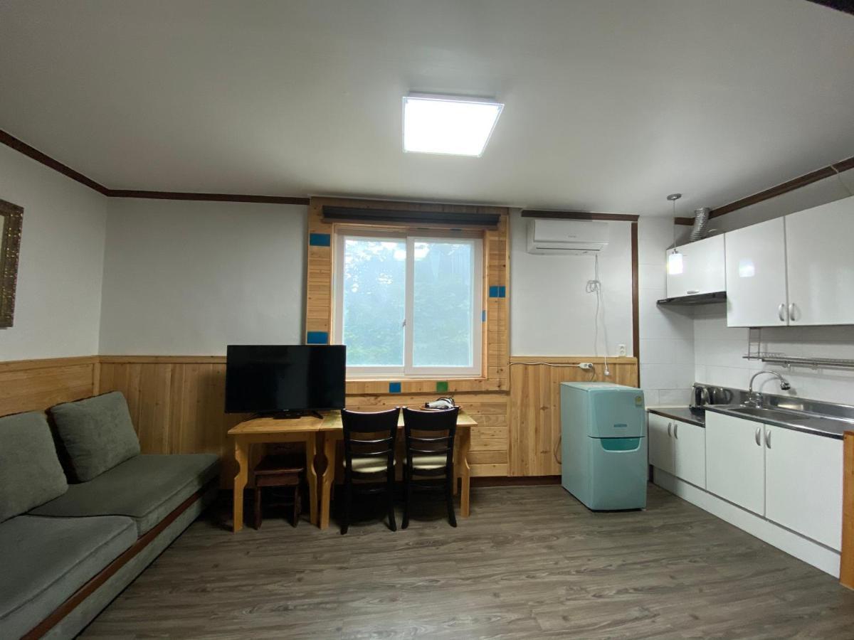 Smile Resort Sokcho Exterior foto